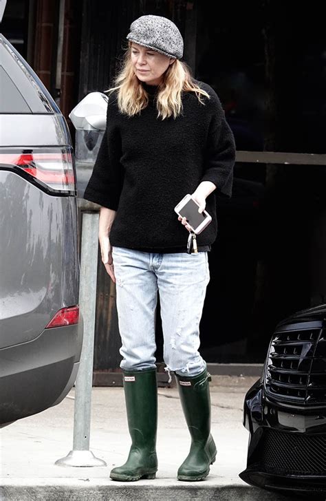 hollywood stars with burberry rain boats|best celebrity rain boots.